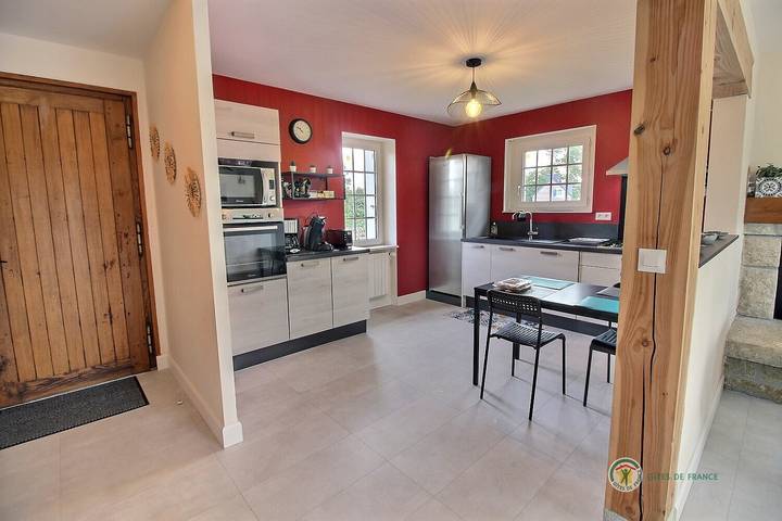 Gîte pour 8 personnes, avec jardin et terrasse à Penvénan - 3