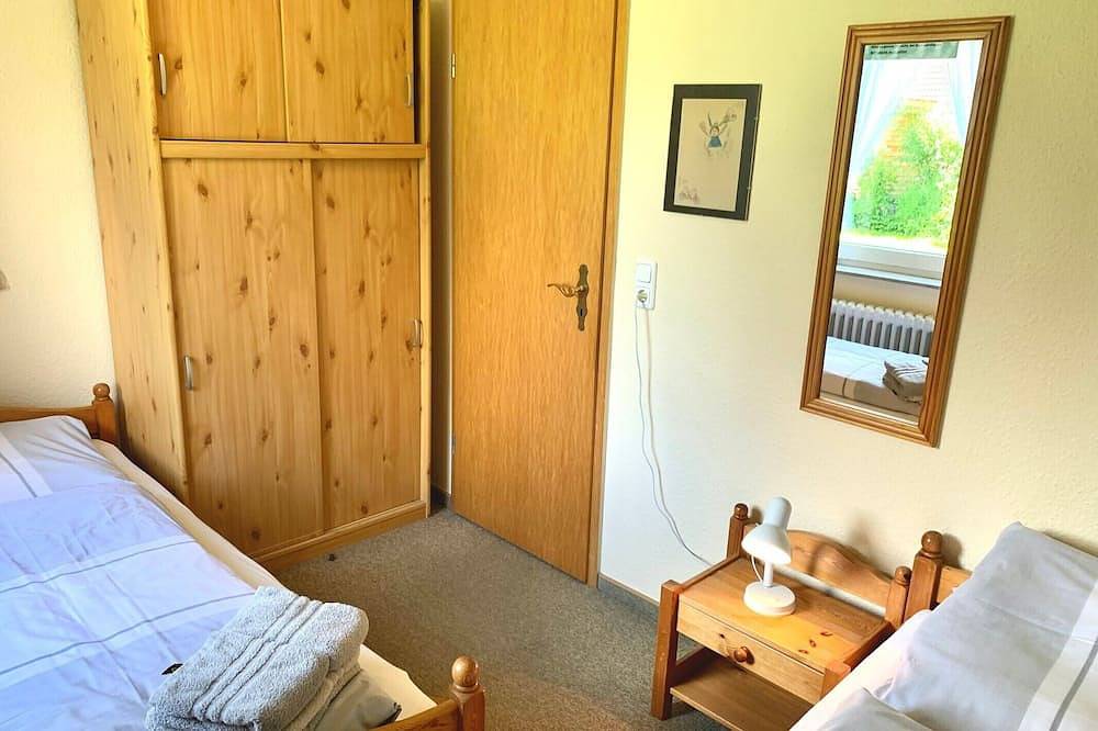 Ganze Wohnung, Reet-Ferienhaus Nordsee-Oase Wohnung 3 in Böhl (St. Peter-Ording), St. Peter-Ording