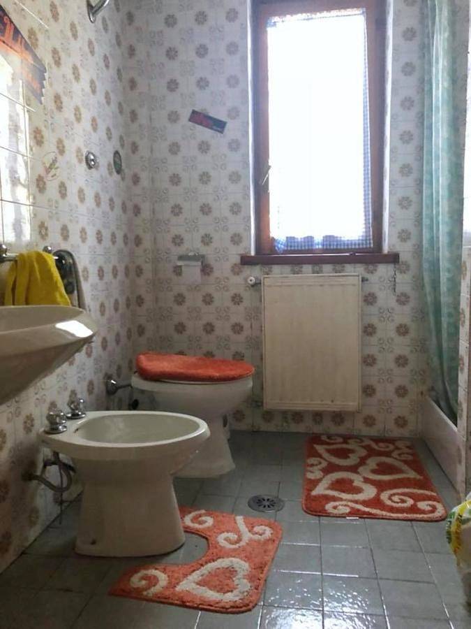 Gîte pour 6 personnes, avec balcon et jardin à Pescasseroli - 4