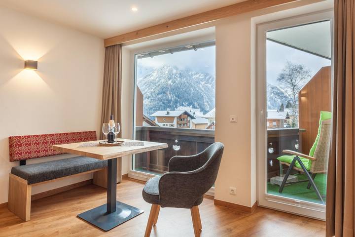 Hotel für 2 Personen, mit Garten und Sauna, kinderfreundlich im Kleinwalsertal - 4