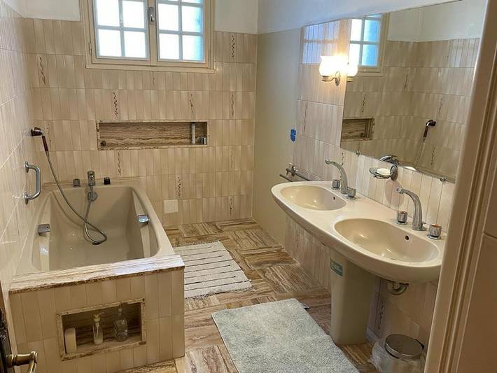 Location de vacances pour 6 personnes, avec vue et terrasse à Le Teilleul - 2