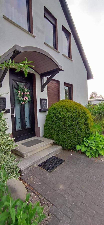 Ferienwohnung für 3 Personen, mit Terrasse und Ausblick in Lüdenscheid
