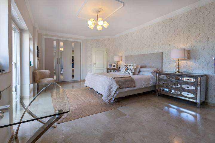 Chalet para 10 personas, con jardín además de piscina y vistas al mar, Se admiten mascotas en Provincia de Málaga - 4