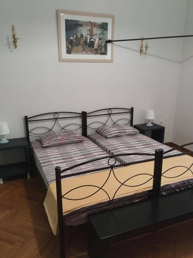 Alojamiento y desayuno para 2 personas, con vistas y terraza en Atenas