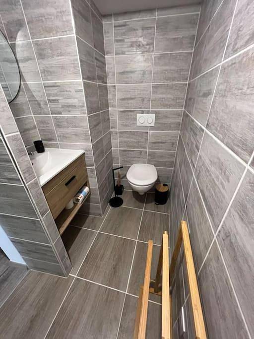 Appartement entier, One-Bedroom Apartment in Montignac, Périgord Noir