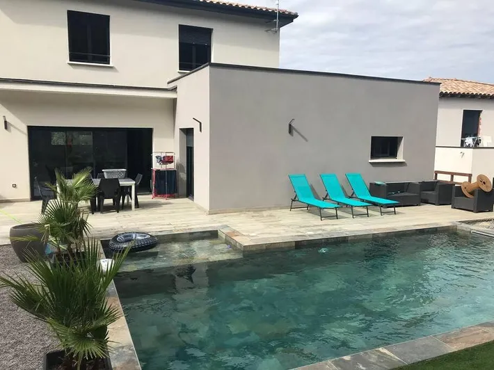 Chalet para 8 personas, con piscina - 1