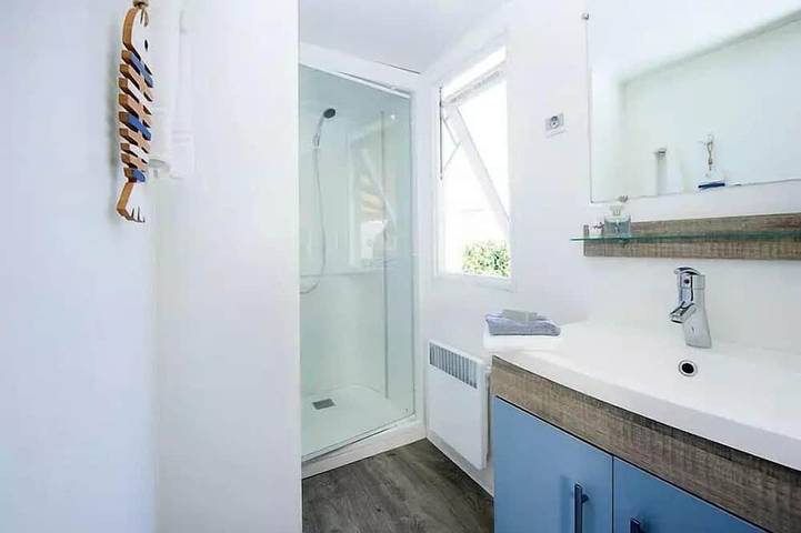 Camping pour 4 personnes, animaux acceptés dans Saint-Cyprien-Plage - 3