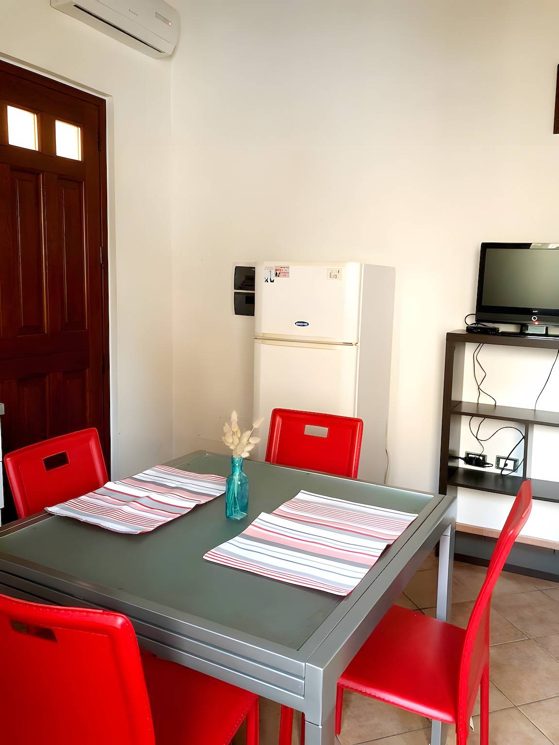 Ganze Wohnung, Casa Vacanza Anika Portoscuso – Apartment mit Meerblick und Garten in Portoscuso, Sulcis Iglesiente