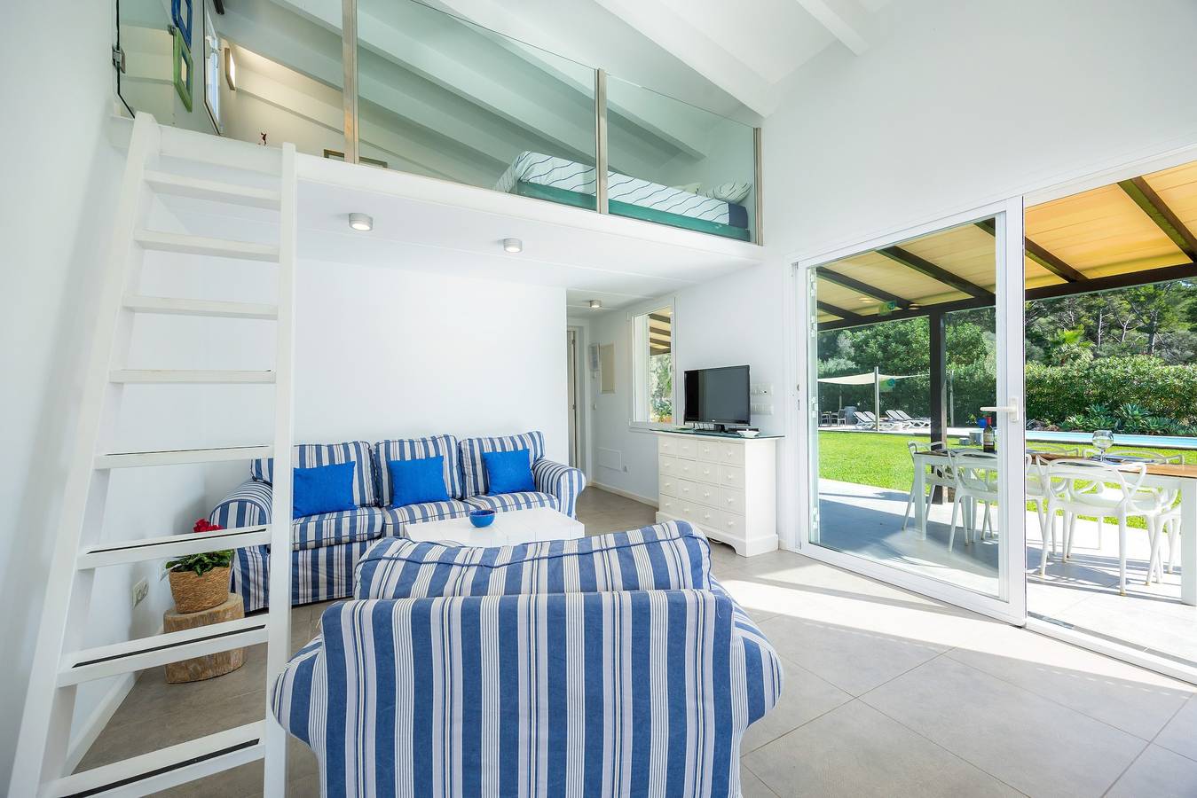 Casa de férias 'Les Herbetes' com vistas para a montanha, Wi-Fi e ar condicionado in Port de Pollença, Pollença