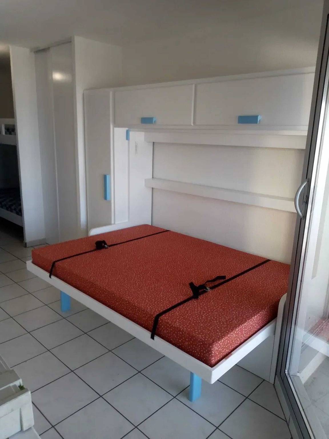 Appartement entier, Appartement confortable à Canet-en-Roussillon, 24 m², piscine partagée in Canet-en-Roussillon, Côte d'Améthyste