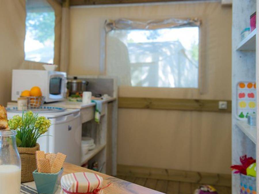Camping Le Saint Jacques - Albergue 5 personas - Tienda Eco Lodge | 2 Dormitorios | 4/5 Pers | Sin baño in Sarzeau, Côte des Mégalithes