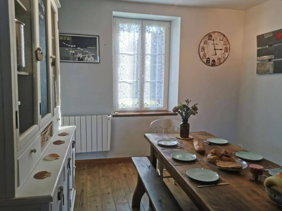 Four-Bedroom House in Saint-Jean-du-Doigt, Ceinture Dorée