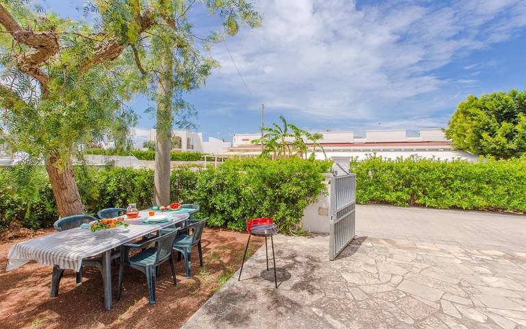 Villa La Mezza Luna am Strand in Spiaggia Mezzaluna, Carovigno