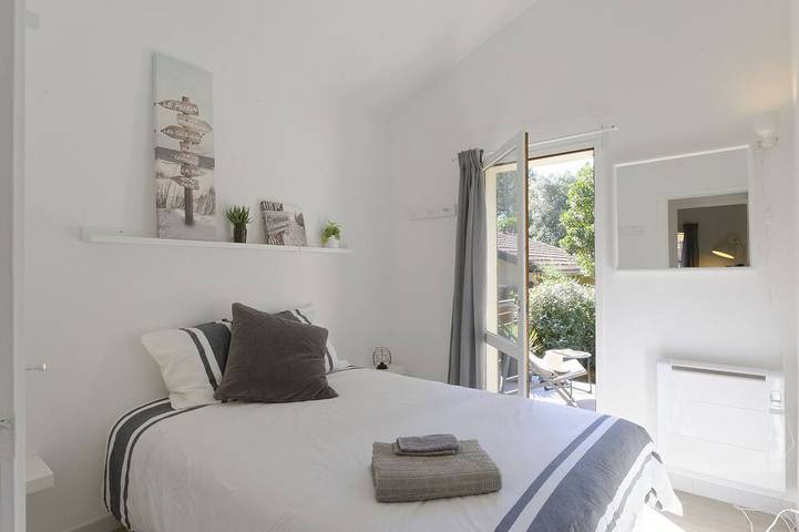 Villa mitoyenne rénovée – 6 couchages - Plage à pied in Seignosse Océan, Seignosse
