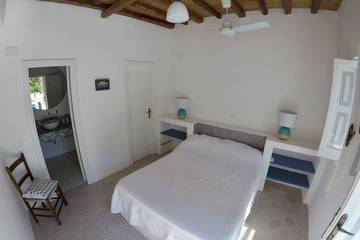 Beach House for 8 People in Aeolian Islands, Panarea, Photo 3