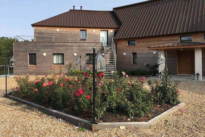 Gîte pour 4 personnes, avec terrasse et jardin à Jouy-le-Potier - 4