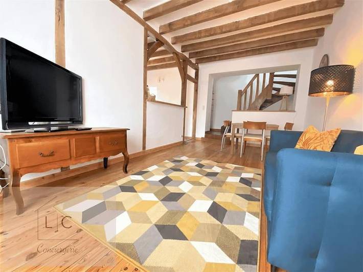 Gîte pour 4 personnes, avec jardin et terrasse à Clion