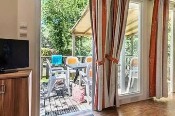 Static Caravan for 5 People in Carnac, Lorient region, Photo 4