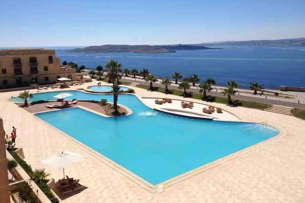 Ganze Wohnung, Apartment in a tranquil environment with fantastic views of the Mediterranean in Għajnsielem, Gozo