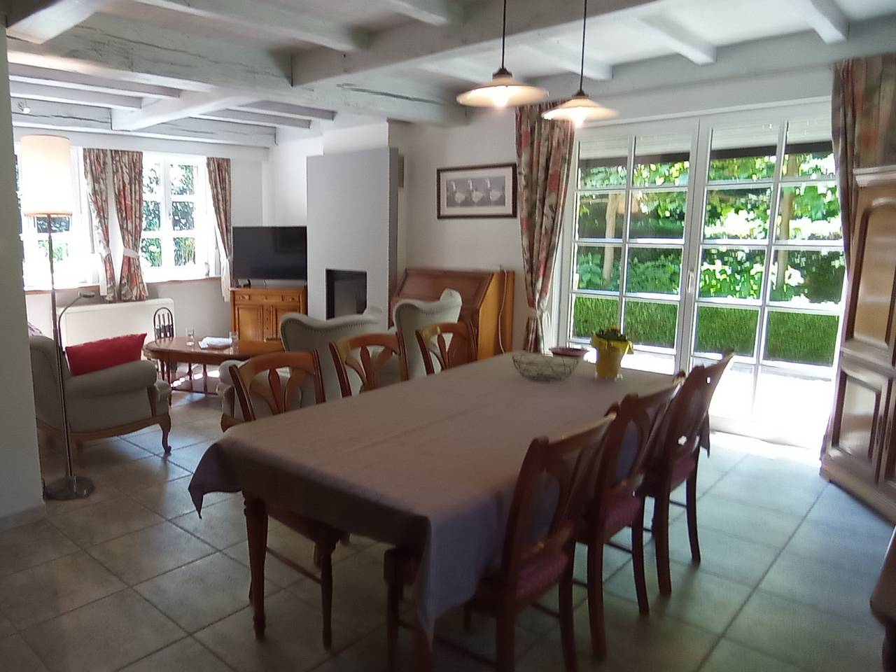 Charming 4-person forest house between Bruges and Ghent, with garden, terrace and plenty of nature in Province de Flandre-Orientale