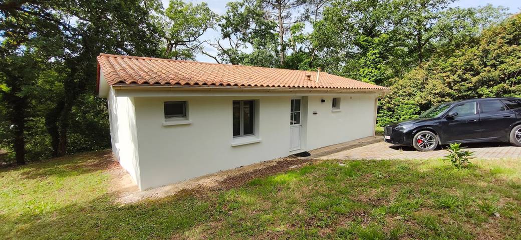 Maison de vacances pour 6 personnes, avec Jardin ainsi que Bassin pour enfant et Vue sur le lac en Charente