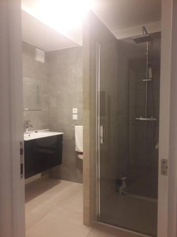 Chambre d’hôte pour 3 personnes, avec vue et jardin à Signes