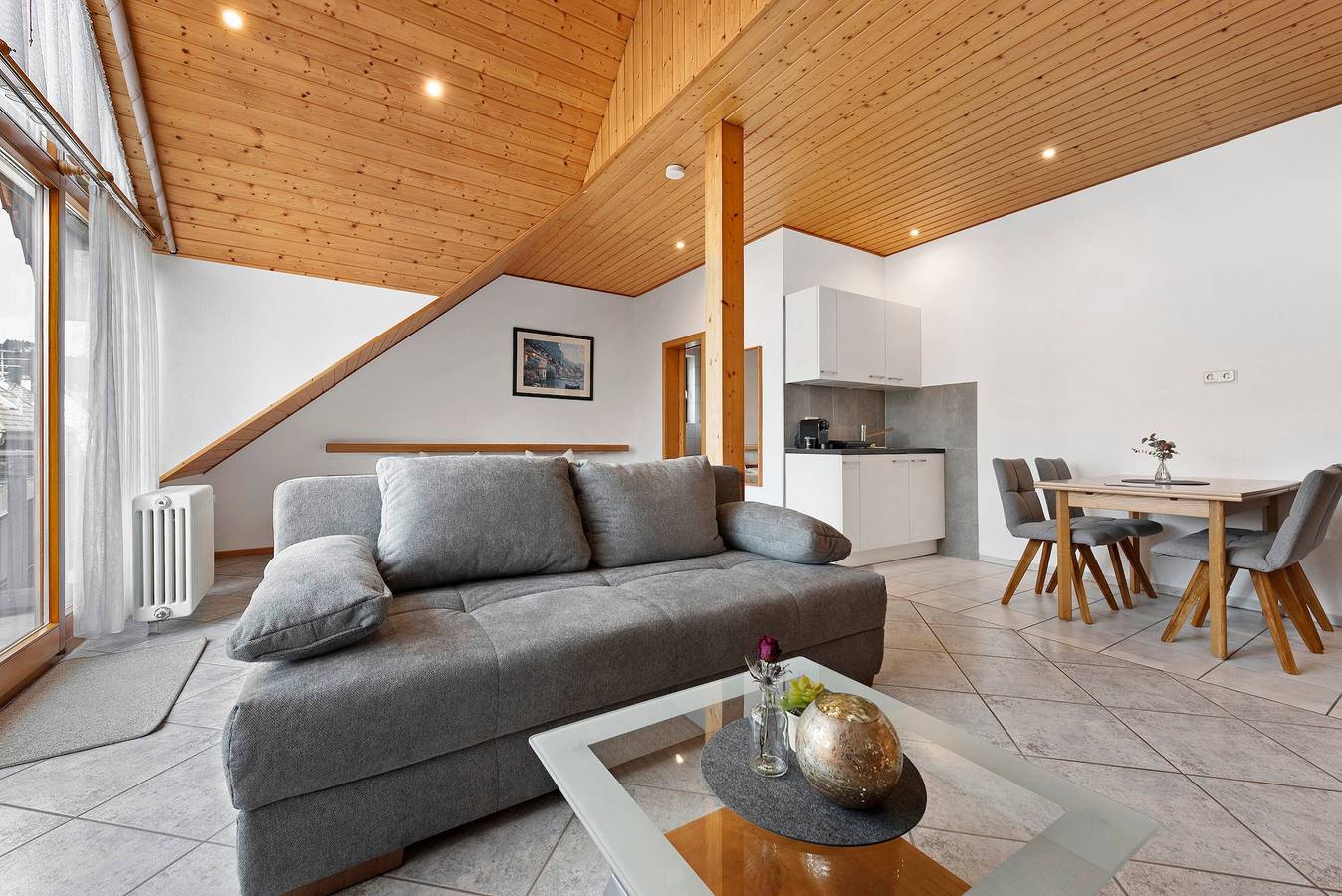 Ganze Wohnung, Apartment Holder mit Balkon und Wifi in Bodman-Ludwigshafen, Obersee (Bodensee)