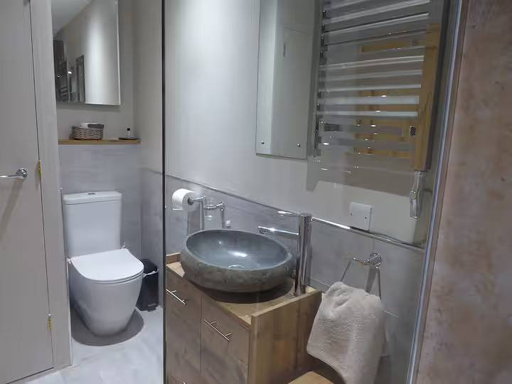 Entire apartment, Pass the Keys | Levante Coastal Cabin - Dungeness, Sleeps in Dungeness, Kent