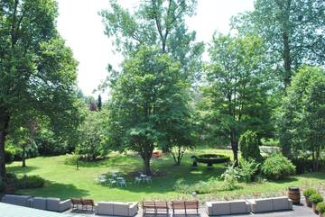 Hôtel pour 3 personnes, avec jardin et jacuzzi, animaux acceptés à Florenville