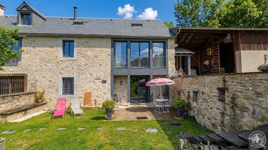 Gîte pour 2 personnes, avec jardin à Bazus-Aure