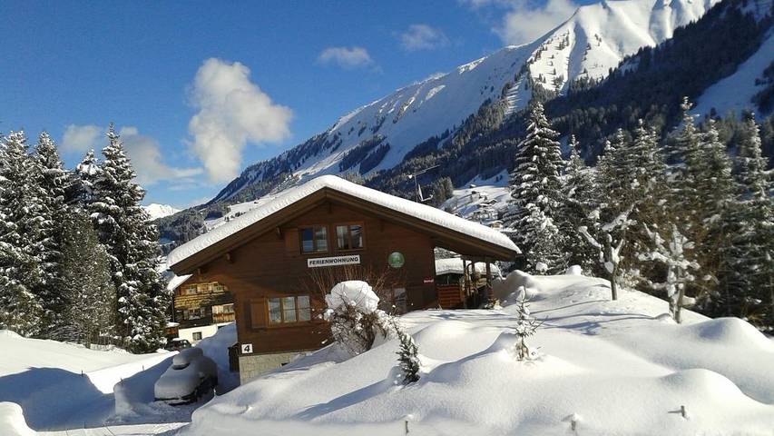 Ferienwohnung für 4 Personen, mit Terrasse und Garten, kinderfreundlich im Kleinwalsertal