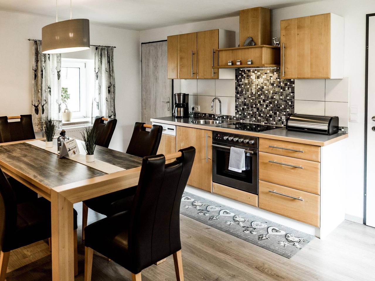 Ferienhaus Hirschnest - Ferienhaus, Wc und Badez. getrennt, 2 Schlafräume in Sankt Pankraz, Totes Gebirge