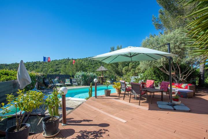 Appartement de vacances pour 2 personnes, avec jardin, animaux acceptés à Bormes-les-Mimosas