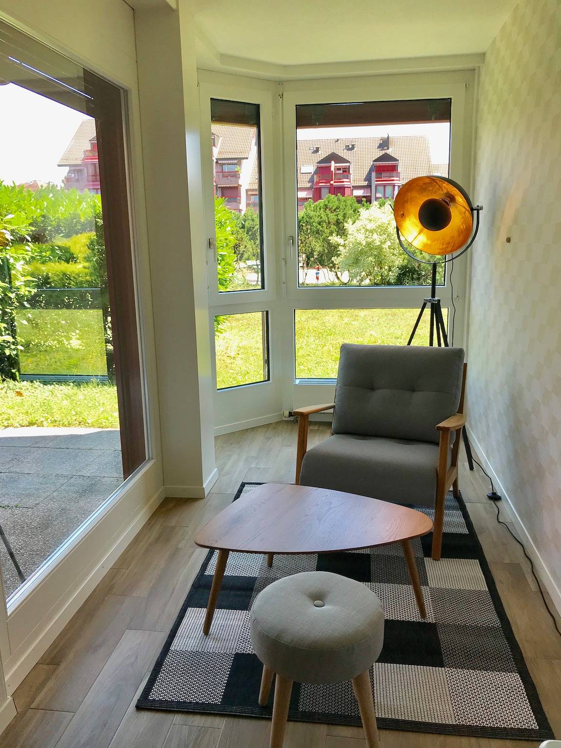 Ganze Wohnung, Großes Studio in der Nähe des Zentrums von Epfl und Lausanne in Renges, Ecublens