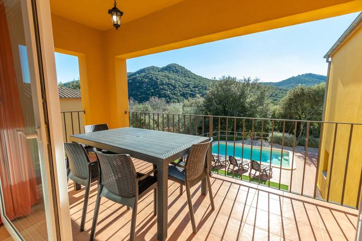 Ferienhaus für 6 Personen, mit Balkon und Garten in Calonge