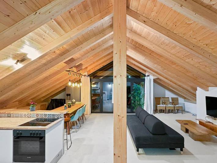 Ferienwohnung für 8 Personen, mit Balkon und Terrasse sowie Ausblick
