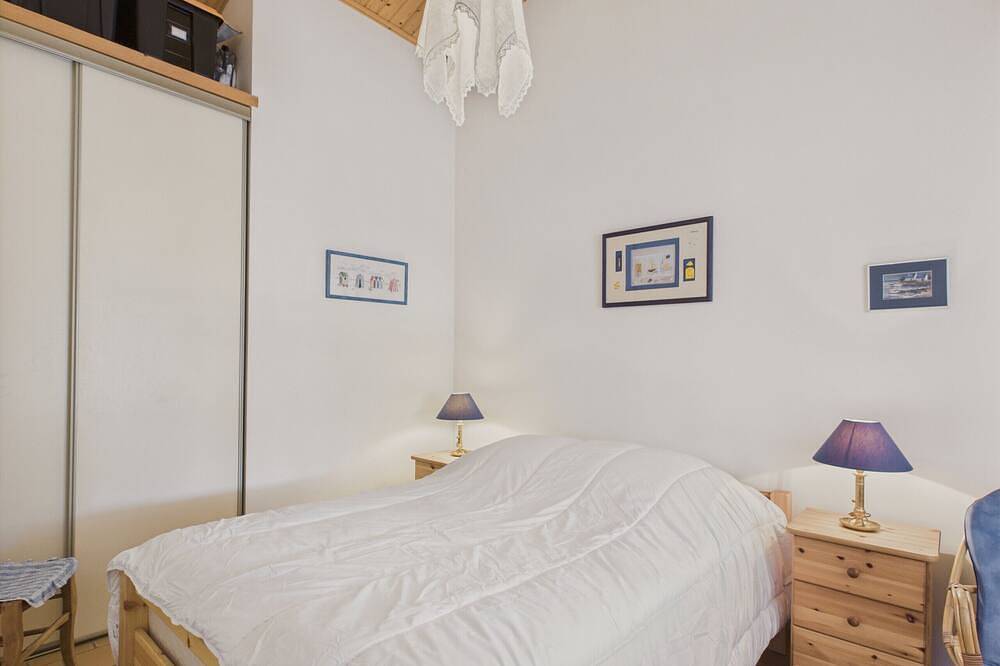 Maison quartier des Conches avec jardin pour 4 in Longeville-sur-Mer, Vendée