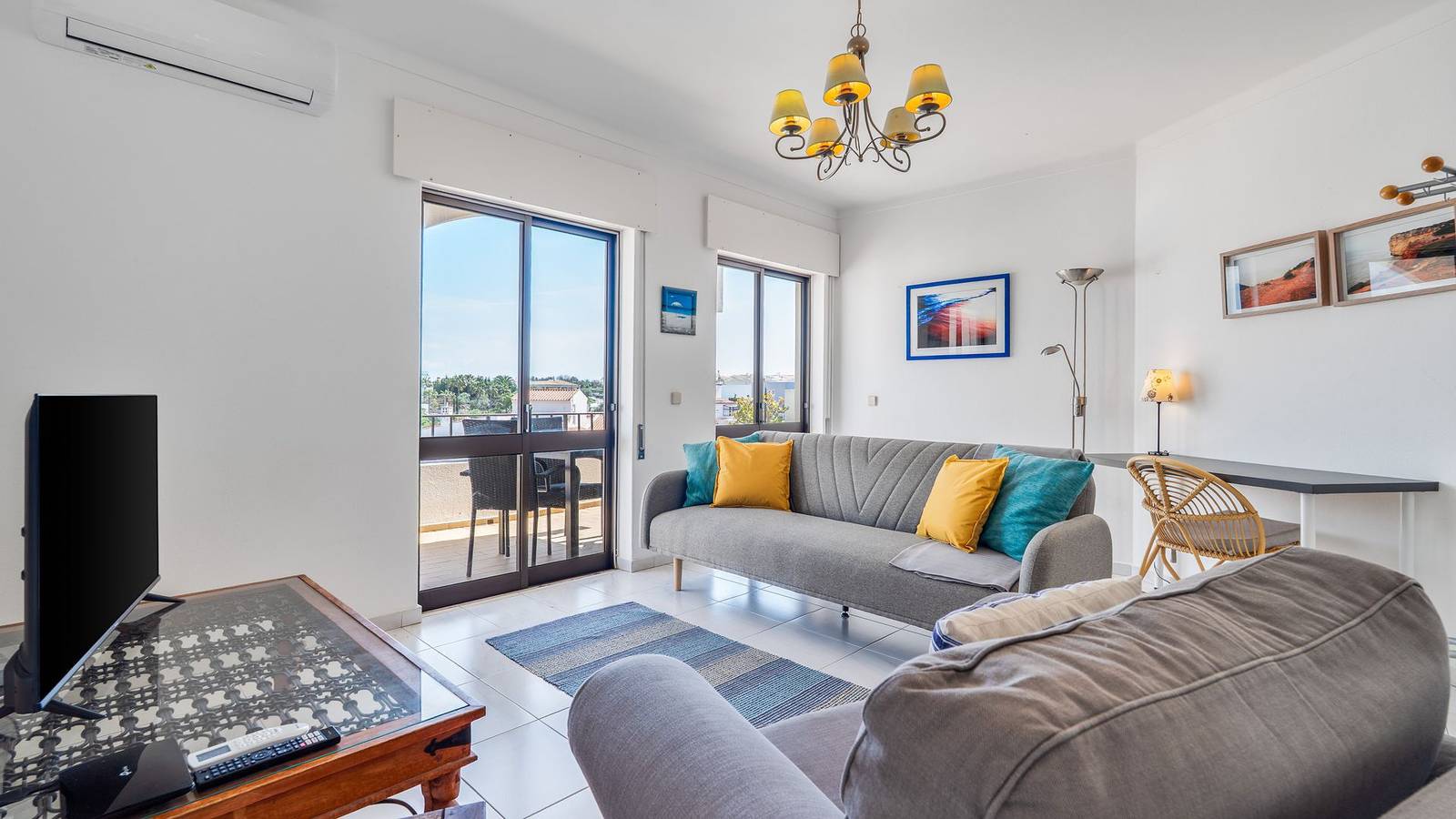 Ganze Wohnung, Ferienwohnung für 3 Personen mit Balkon in Ferragudo, Faro Distrikt