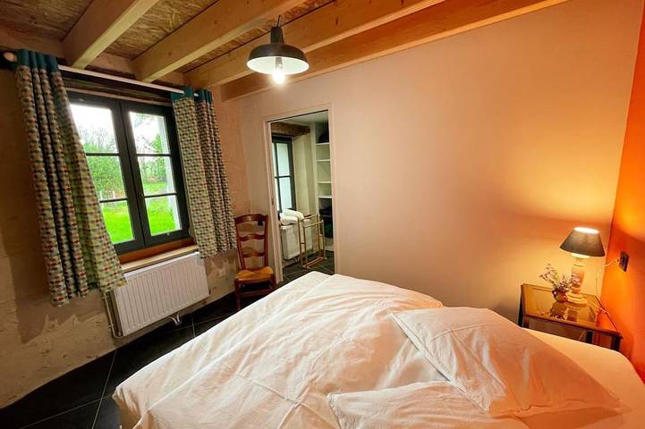 Gîte pour 7 personnes, avec jardin à Avon-les-Roches - 3