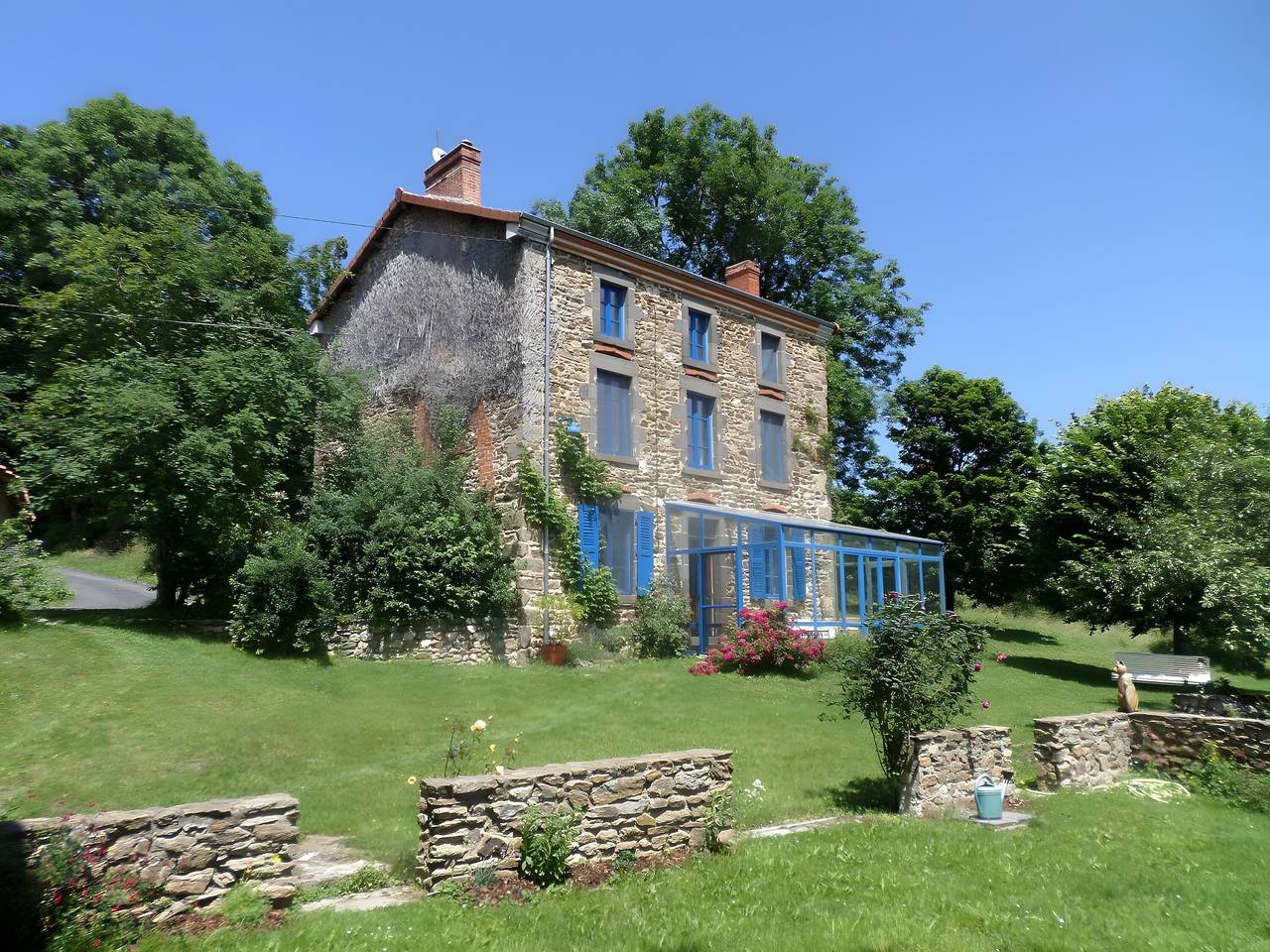 Gîte le balcon de montclard in Montclard, Parc Naturel Régional Livradois-Forez