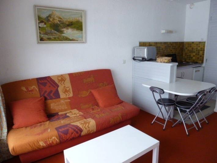 Gîte pour 4 personnes, avec balcon à Arette - 2