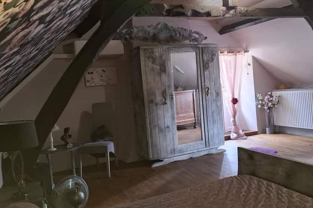 Maison de campagne proche de la Dordogne avec grand jardin et cheminée in Sainte-Mondane, Quercy