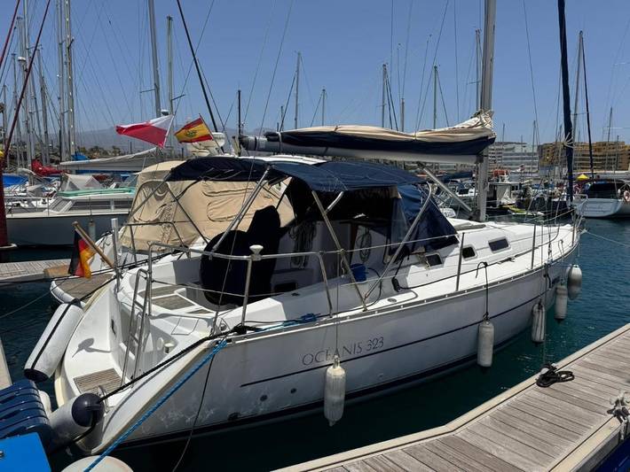 Barca per 4 persone, con panorama e terrazza, con animali domestici in Spagna