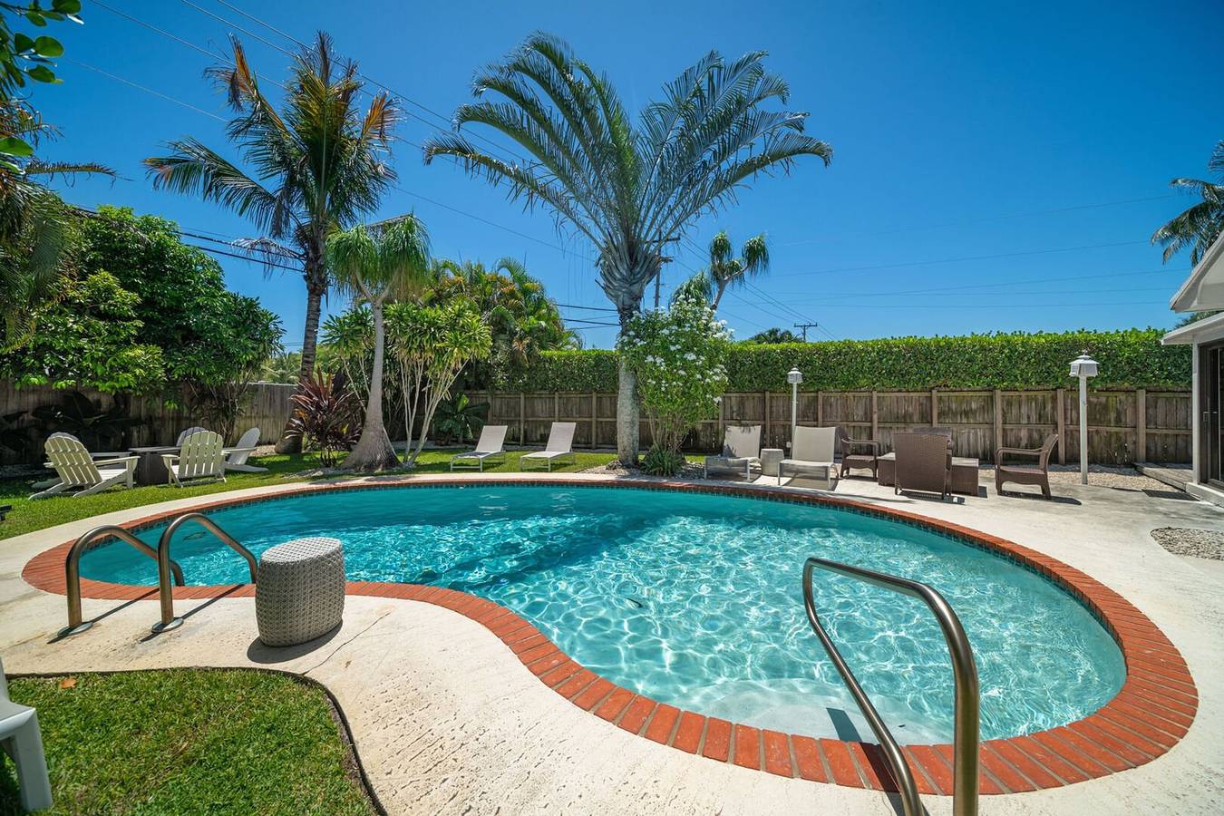 501 3 Bedroom 2 Bathroom Heated Outdoor Pool, Lake Ida in Delray Beach, Palm Beach County