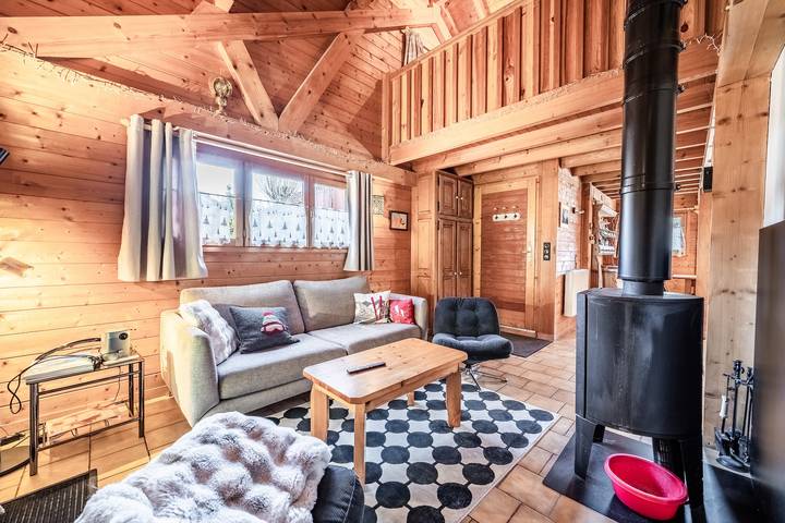 Chalet „6P – Le Casse Noisette“ mit gemeinsamer Terrasse und Wlan in Verchaix, Region Bonneville