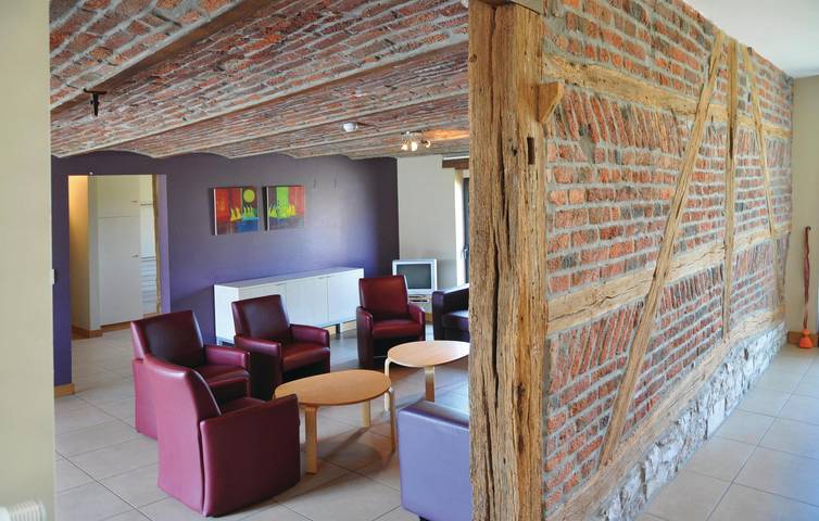 Location de vacances pour 14 personnes, avec jardin et terrasse, adapté aux familles dans Grandhan - 4