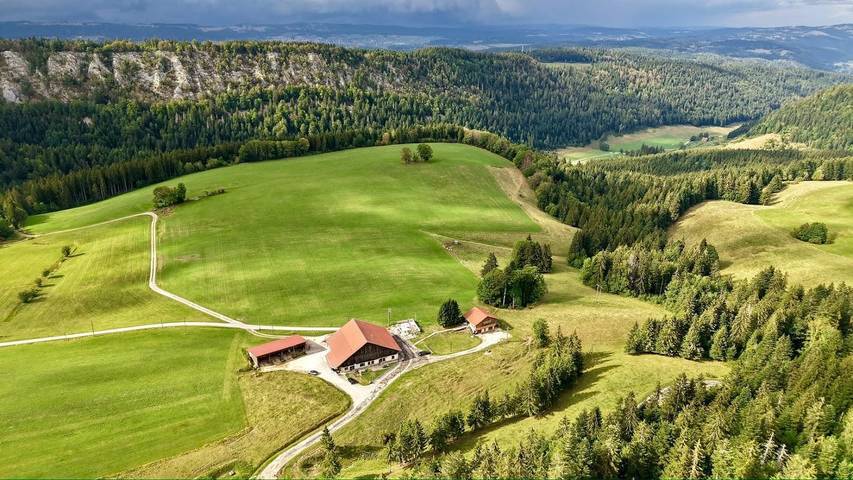 Gîte pour 4 personnes, avec Terrasse à Les Gras