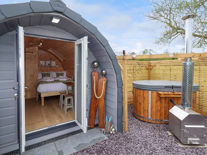 Hütte für 2 Personen, mit Garten und Sauna