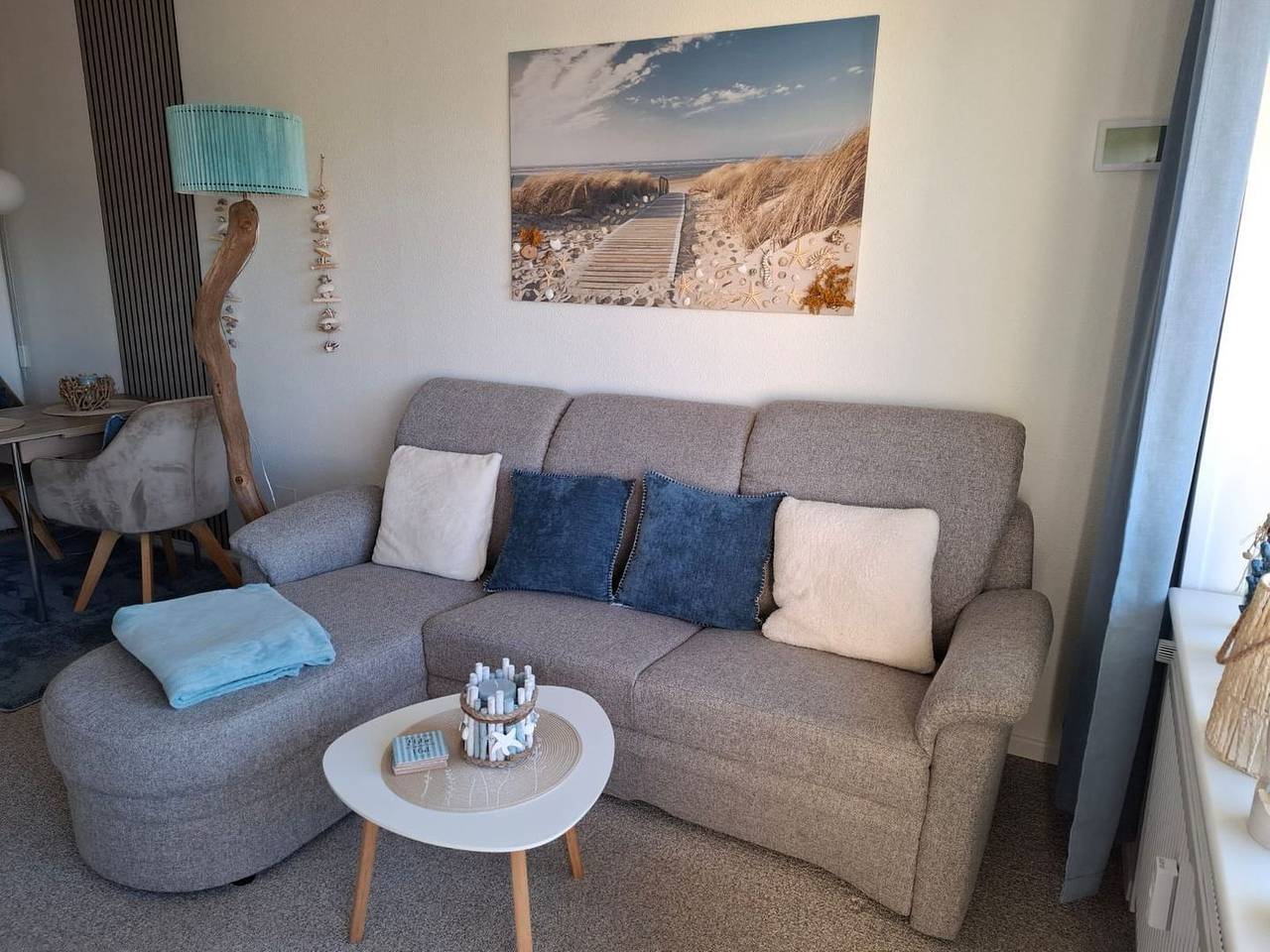 Ganze Wohnung, Gepflegte, neu ausgestattete Ferienwohnung mit herrlichem Ostseeblick. in Großenbrode, Ostholstein