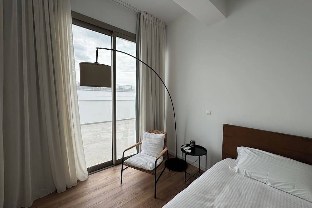Entire apartment, 2 bedroom luxury penthouse near city centre in Nicosia, South Cyprus